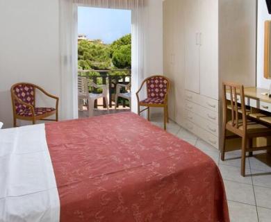 hotellevante.unionhotels en june-holidays-in-hotel-by-the-sea-on-the-romagnola-riviera-pinarella-di-cervia 013