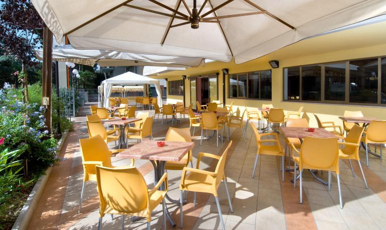 hotellevante.unionhotels fr offre-aout-hotel-pinarella-di-cervia-avec-piscine-et-plage-incluse 020