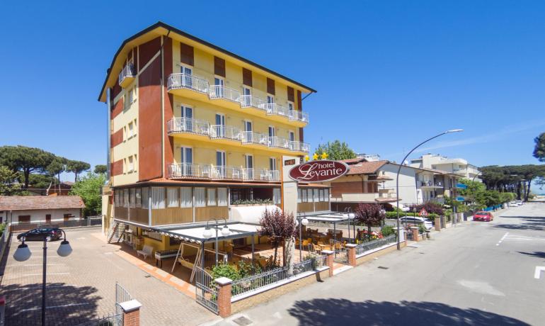 hotellevante.unionhotels it offerta-per-festival-dell-aquilone-in-hotel-al-mare-a-pinarella-di-cervia 018