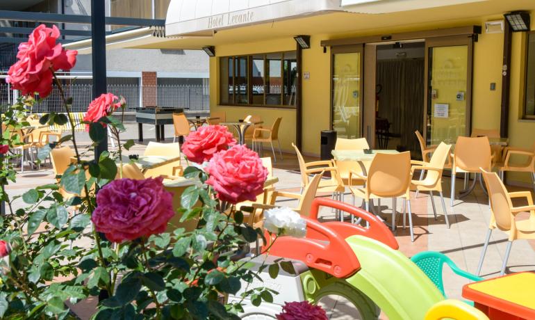 hotellevante.unionhotels en may-in-pinarella-di-cervia-between-the-beach-and-the-pine-forest 019