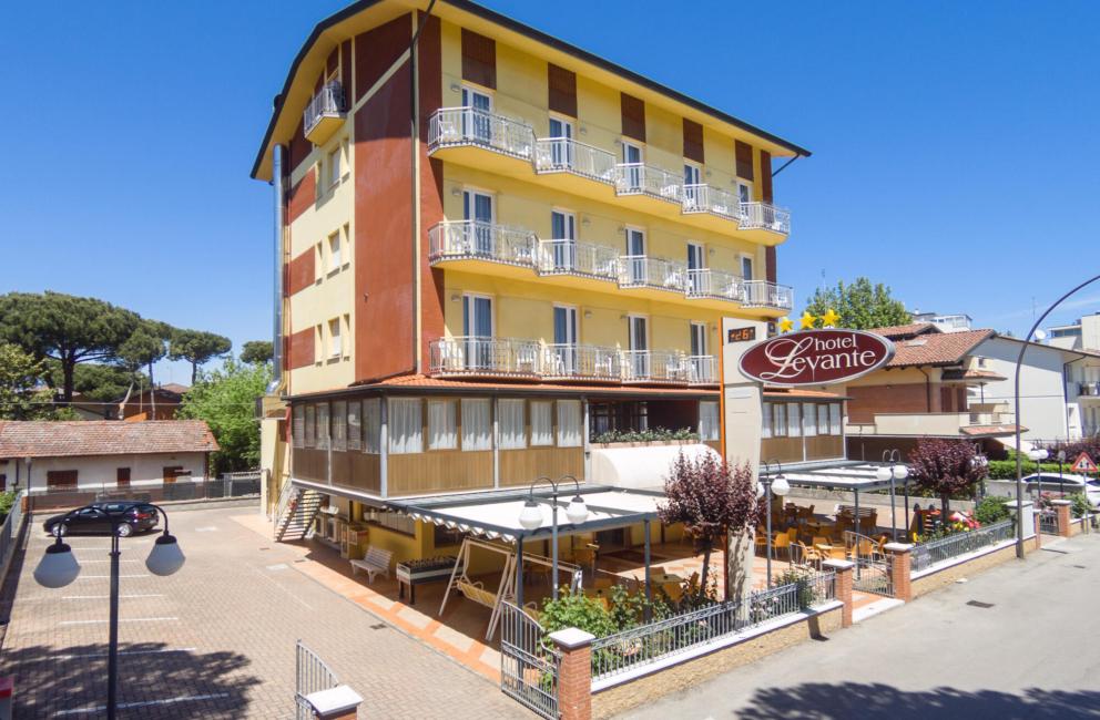 hotellevante.unionhotels en spring-weekend-with-admission-to-mirabilandia-included 005