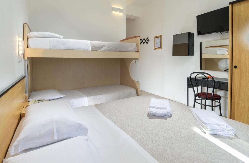 hotellevante.unionhotels en offer-may-at-the-hotel-seaside-in-pinarella-di-cervia 006