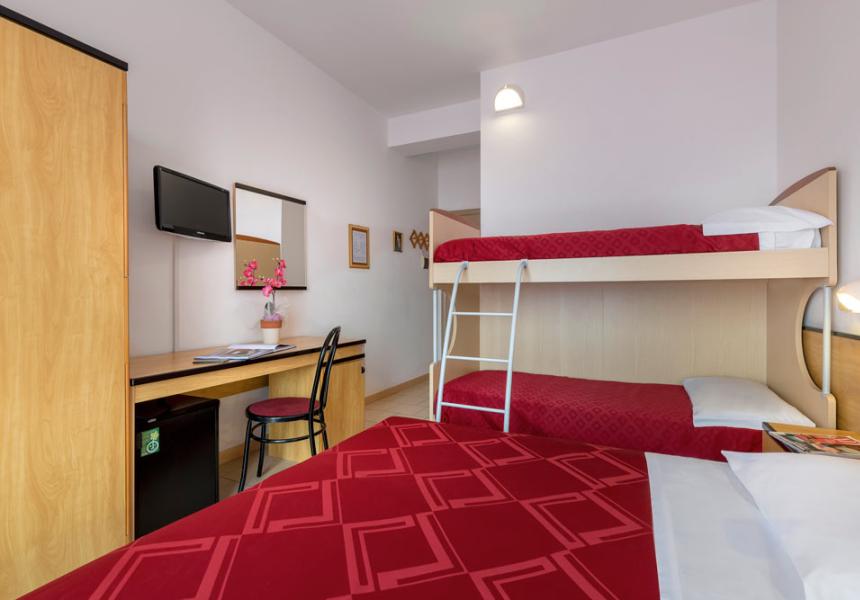 hotellevante.unionhotels en cervia-hotel-family-room 022